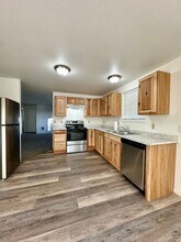 1328-1330 SW 17th St in Redmond, OR - Building Photo - Building Photo