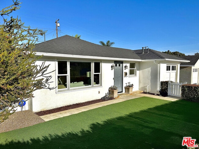 134 La Plata in Santa Barbara, CA - Building Photo - Building Photo