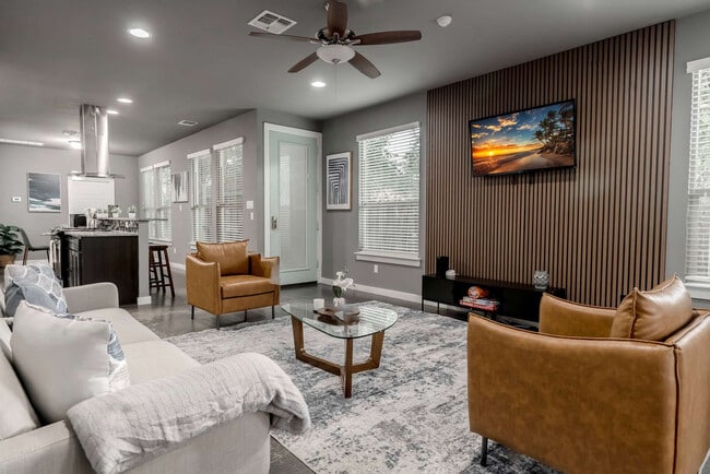 property at 2002 Rosewood Ave