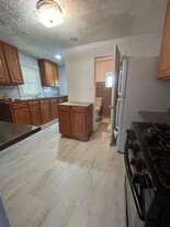 525 Meridian Ave, Unit 527APT #2 Apartments