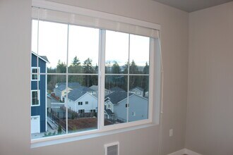 10103 16th Pl SE in Lake Stevens, WA - Building Photo - Building Photo