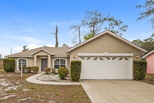 11305 Lake Dr in Leesburg, FL - Building Photo