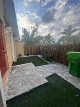 3691 NW 95th Terrace in Sunrise, FL - Building Photo - Building Photo