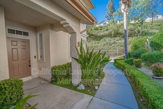 27911 Baneberry Ln in Valencia, CA - Building Photo - Building Photo