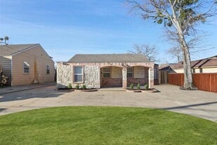 7115 Parkdale Dr in Dallas, TX - Building Photo