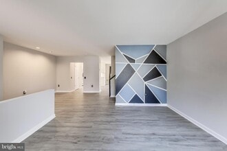 18509 Owl Run Way, Unit 2R in Germantown, MD - Building Photo - Building Photo