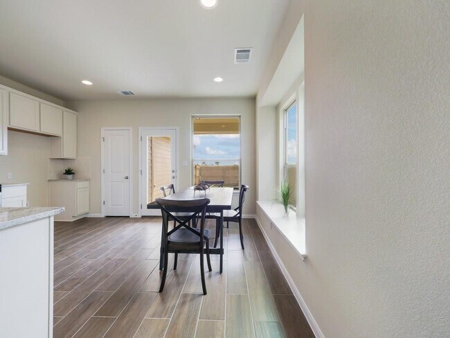 8137 Daisy Cutter Crossing in Georgetown, TX - Building Photo - Building Photo