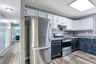 697 Red Hill Rd in Vine Grove, KY - Building Photo - Building Photo