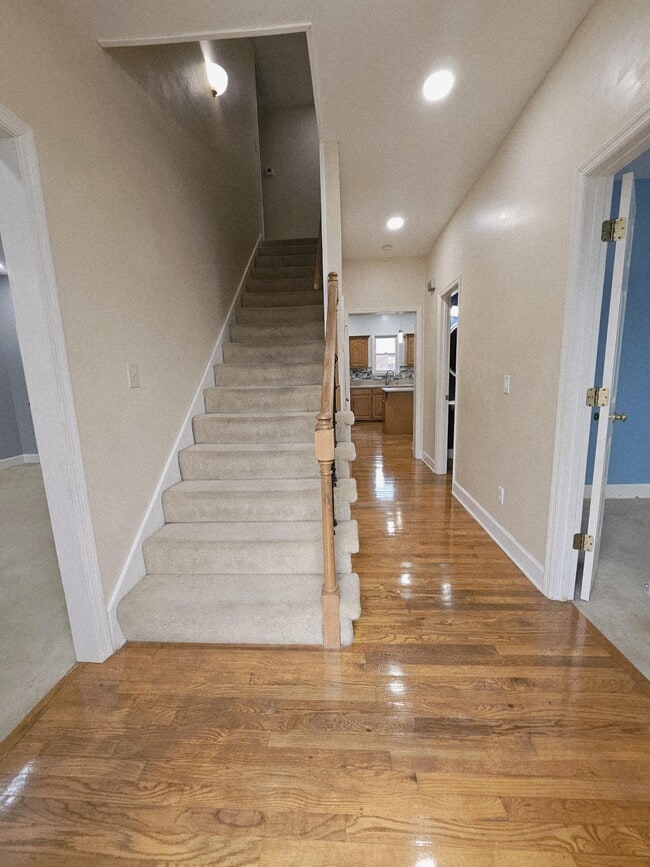 208 E Bend Ct in Old Hickory, TN - Building Photo - Building Photo