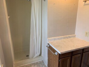 841-841 Milton Ave in Janesville, WI - Building Photo - Building Photo