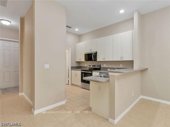 property at 10140 N Golden Elm Dr