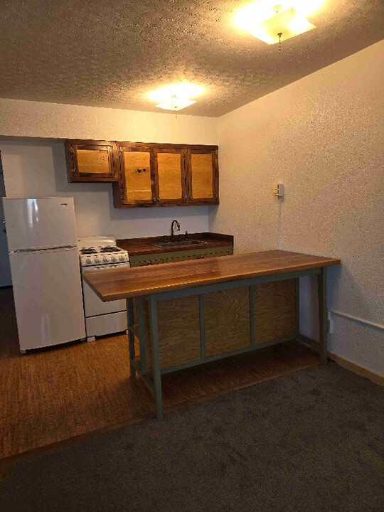 925 1st Ave N in Great Falls, MT - Foto de edificio