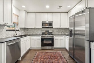 4908 Rowena Ave in Austin, TX - Building Photo - Building Photo