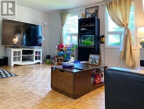 45 Hollyberry Trail in Toronto, ON - Building Photo - Building Photo