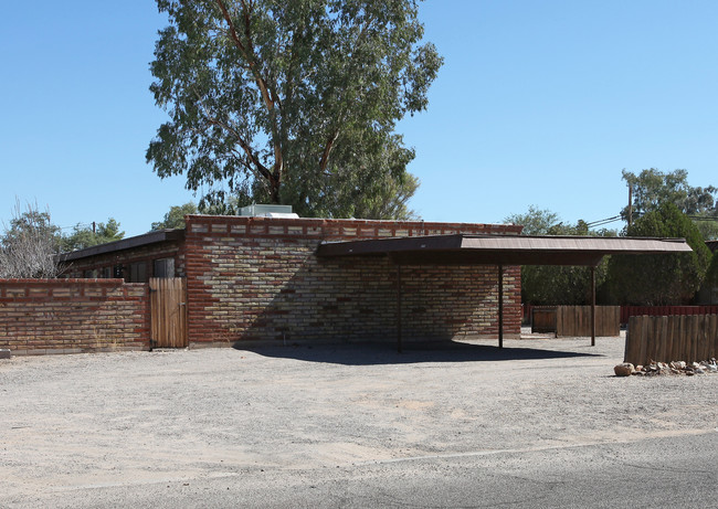 3064-3066 Cherry Ave in Tucson, AZ - Building Photo - Building Photo