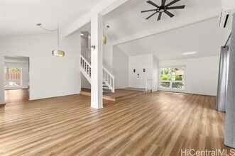636 Kaumaka Pl in Honolulu, HI - Building Photo - Building Photo