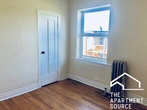4412 N Saint Louis Ave, Unit 3B in Chicago, IL - Building Photo - Building Photo