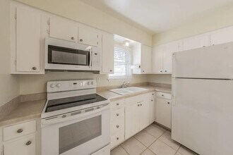 1522 W Tucker Blvd in Arlington, TX - Building Photo - Building Photo