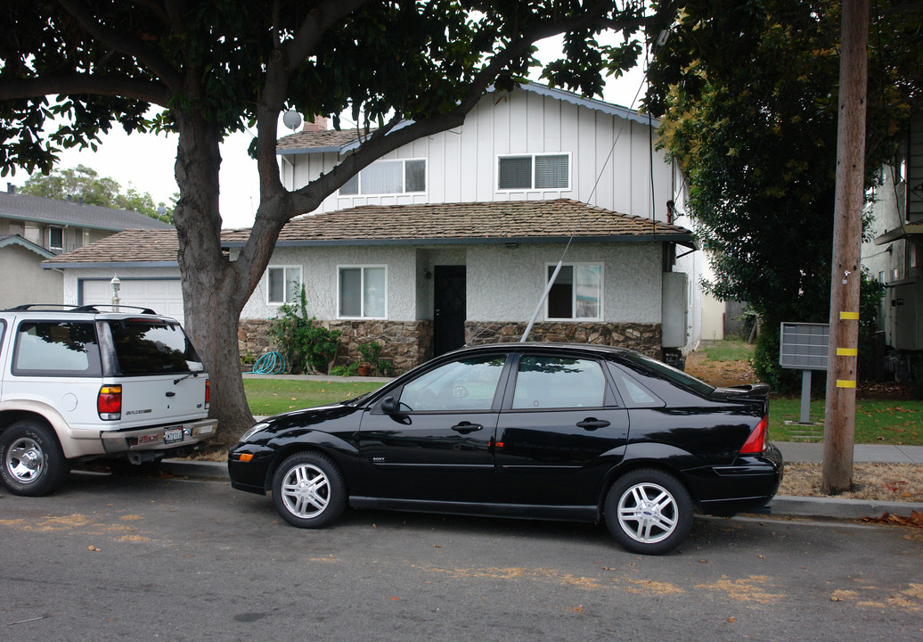 538 Columbia Ave in Sunnyvale, CA - Building Photo