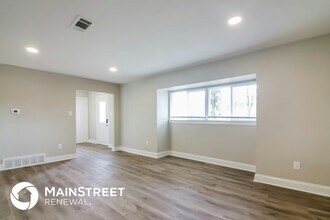 309 E Huitt Ln in Euless, TX - Building Photo - Building Photo