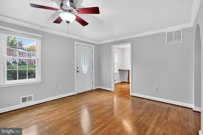 13110 Putnam Cir in Woodbridge, VA - Building Photo - Building Photo