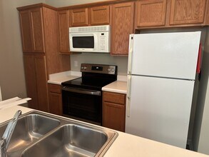 3914 Elizabeth Ave in New Bern, NC - Building Photo - Building Photo