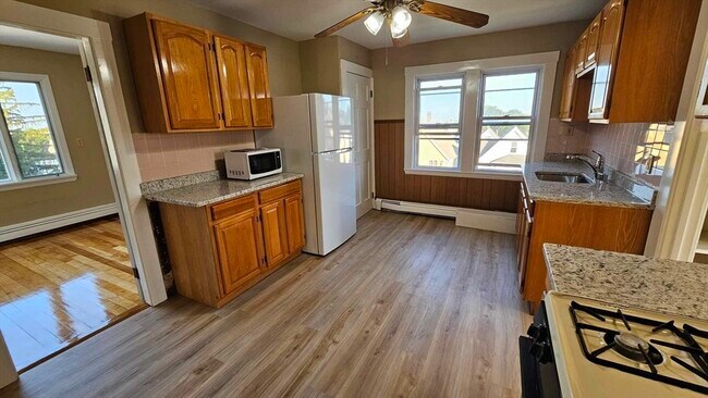 9 Sanger St in Medford, MA - Building Photo - Building Photo