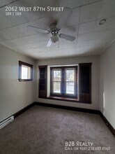 2062 W 87th St in Cleveland, OH - Foto de edificio - Building Photo