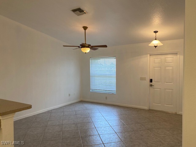 1419 SE 8th Ave in Cape Coral, FL - Foto de edificio - Building Photo