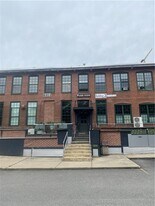 1117 Douglas Ave in Providence, RI - Building Photo