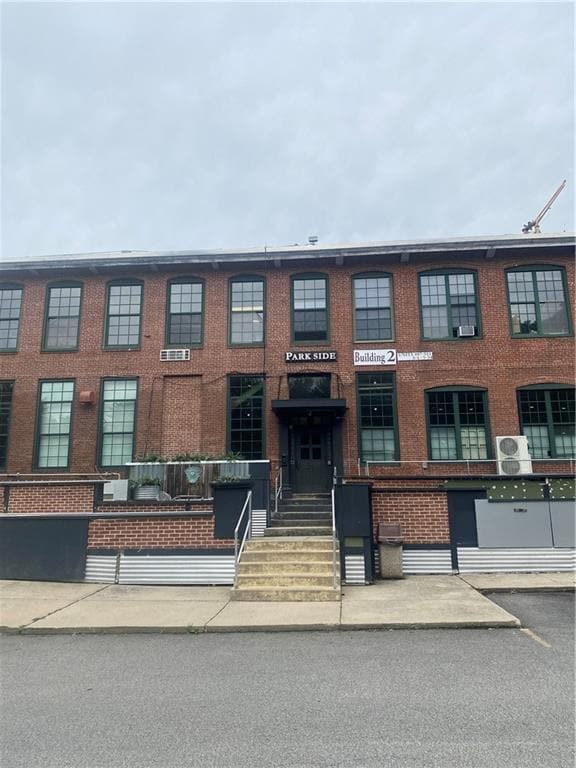 property at 1117 Douglas Ave