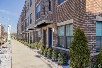 1803 Guilford Ave in Baltimore, MD - Building Photo - Building Photo