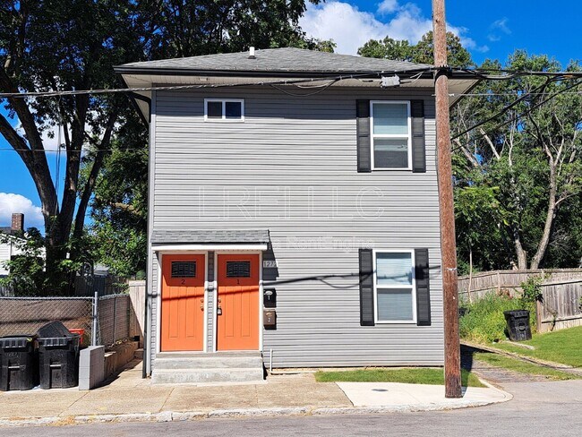 property at 1272 S Clay St