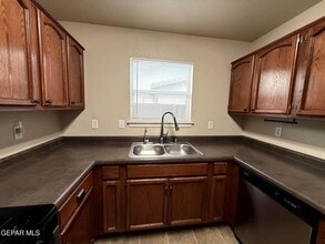 14036 Volcanic Rock Dr in El Paso, TX - Building Photo - Building Photo