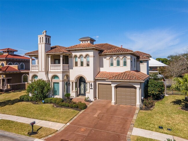 property at 538 Villa Dr