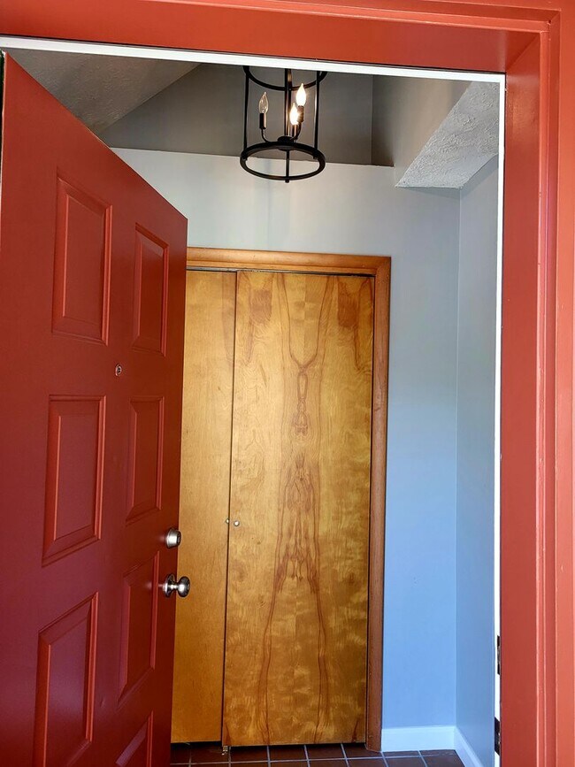 2300 E Winding Brook Ct in Bloomington, IN - Building Photo - Building Photo