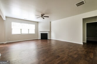 207 Hollyhock Ln in Dallas, GA - Building Photo - Building Photo