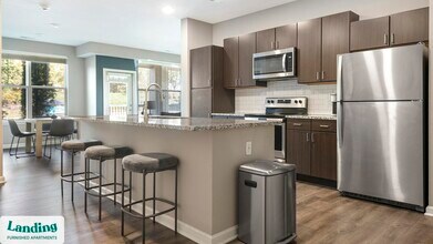 16346 Lydia Hill Dr in Chesterfield, MO - Building Photo - Building Photo