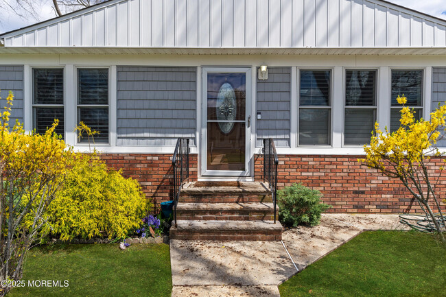 1641 Holbrook St in Ocean Township, NJ - Building Photo - Building Photo