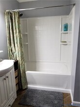 139 Pike St in Gum Spring, VA - Foto de edificio - Building Photo