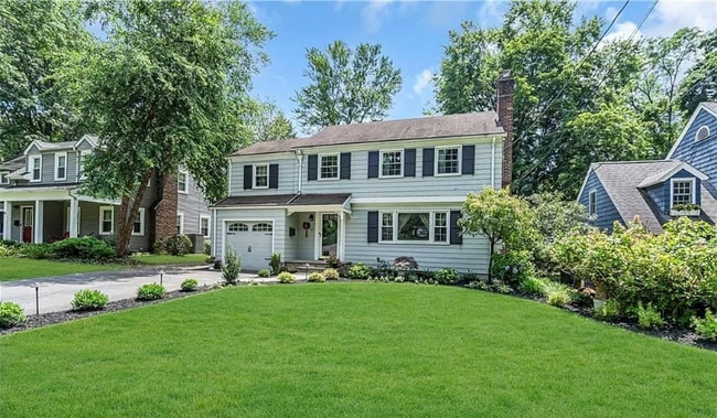 property at 20 Oak Hills Rd