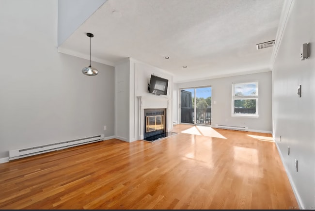 140 Kane St in West Hartford, CT - Building Photo - Building Photo