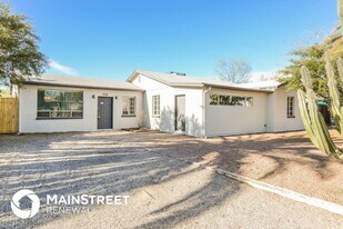 4226 E Waverly St in Tucson, AZ - Building Photo