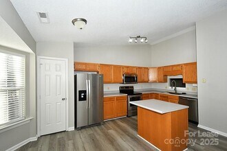 116 Milbros Ln in Mooresville, NC - Building Photo - Building Photo