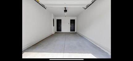 400 Pratt Dr SE in Atlanta, GA - Building Photo - Building Photo