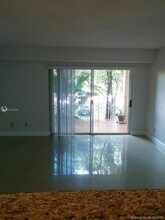 11842 SW 37 Ter, Unit Rear in Miami, FL - Building Photo - Building Photo