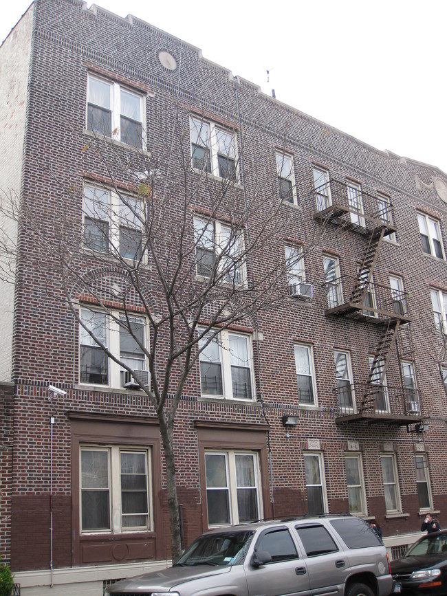 2902 Cortelyou Rd in Brooklyn, NY - Building Photo - Building Photo