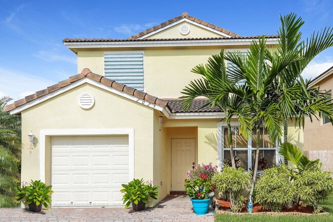 property at 2025 SE 14 St