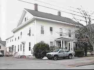 14 Holten St in Danvers, MA - Foto de edificio