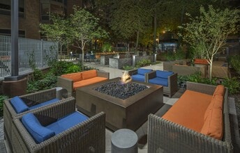 1122 N Dearborn St, Unit 0 in Chicago, IL - Foto de edificio - Building Photo